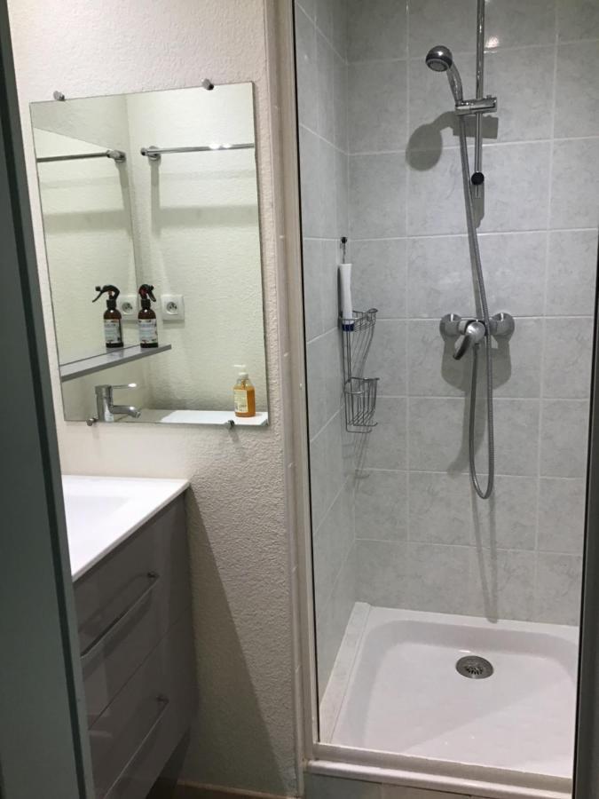 Superbe Appartement A Uzes Avec Place De Parking Luaran gambar