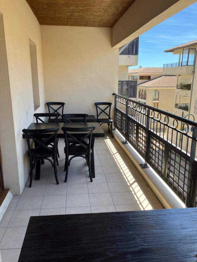Superbe Appartement A Uzes Avec Place De Parking Luaran gambar